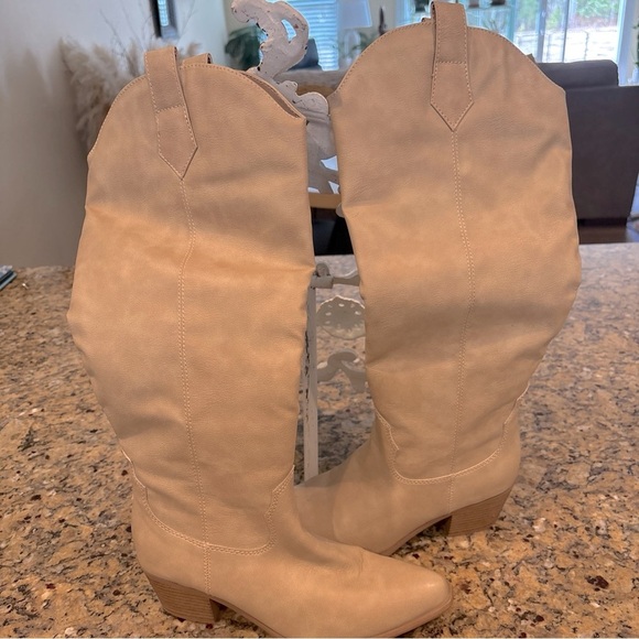 WONDERLY BOOTS SIZE 6 LN SIDE ZIPPER 2”HEEL MANMADE UPPER TAN SEE DESCRIPTION - Picture 5 of 12